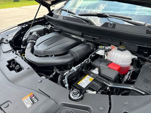 New 2026 Chevrolet Traverse LT image 12