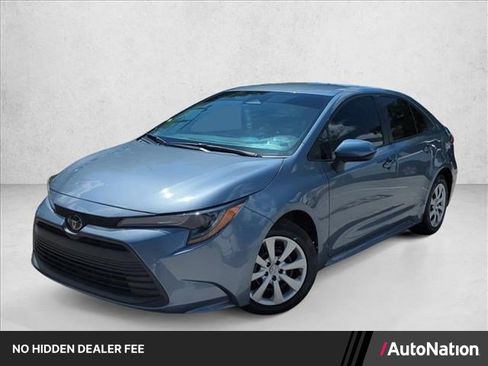 Certified 2024 Toyota Corolla LE FWD image 1