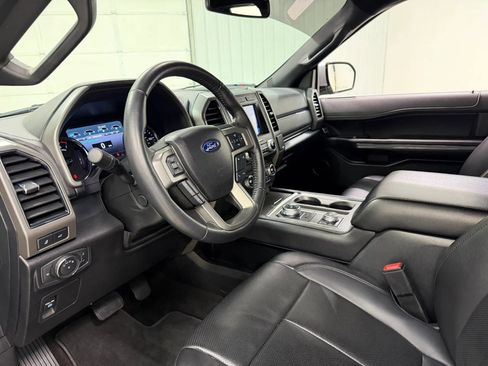 Used 2021 Ford Expedition Max XLT AWD/4WD image 12