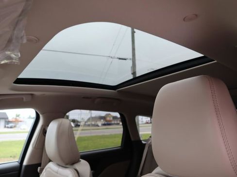 New 2024 Lincoln Corsair Grand Touring image 8