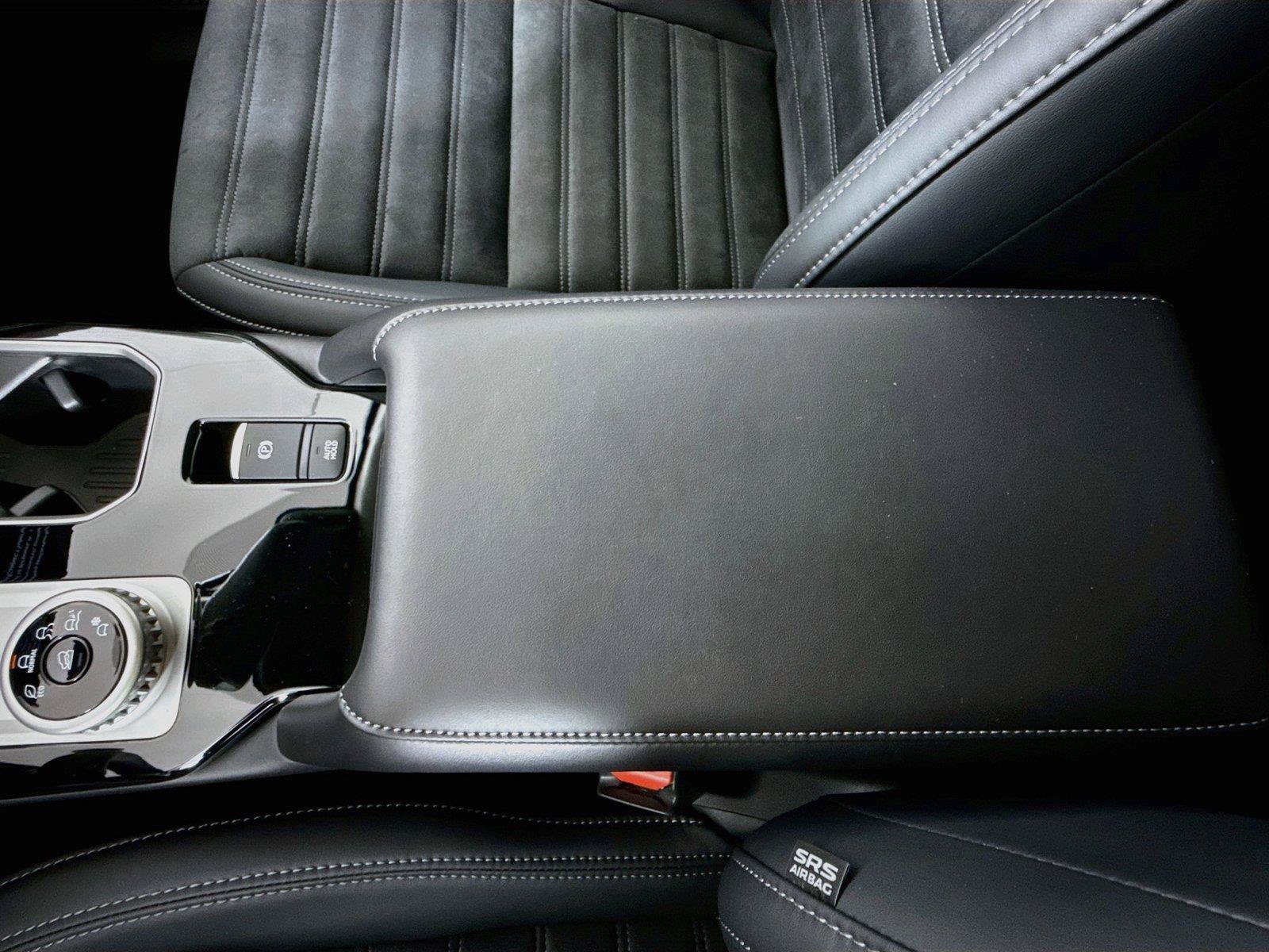 New 2026 Mitsubishi Outlander SE FWD image 15