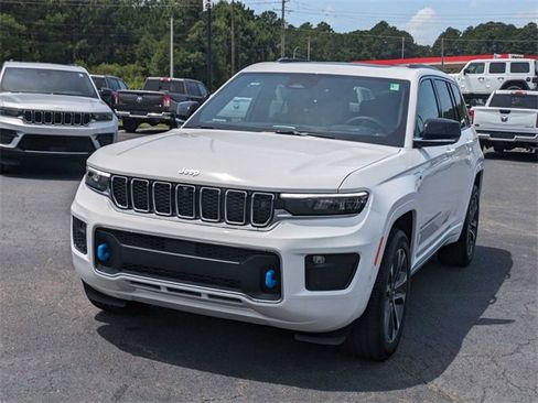 New 2024 Jeep Grand Cherokee Overland w/ Advanced Protech Group III image 7