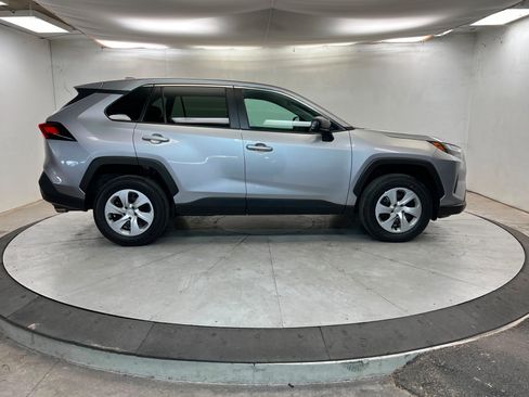 Used 2024 Toyota RAV4 LE image 7