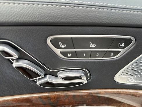 Used 2016 Mercedes-Benz S 550 4MATIC Sedan image 37
