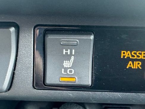 Used 2022 Toyota RAV4 XSE w/ XSE Grade Weather Package AWD/4WD image 29