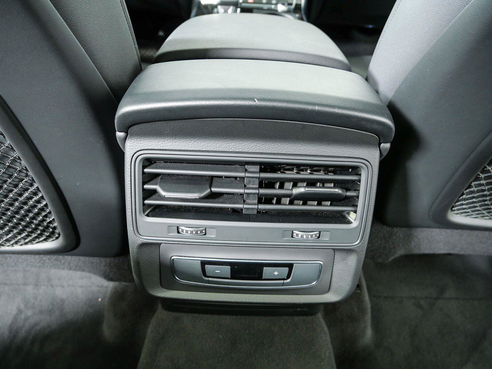 Used 2023 Audi Q7 2.0T Premium Plus w/ Premium Plus Package AWD/4WD image 20