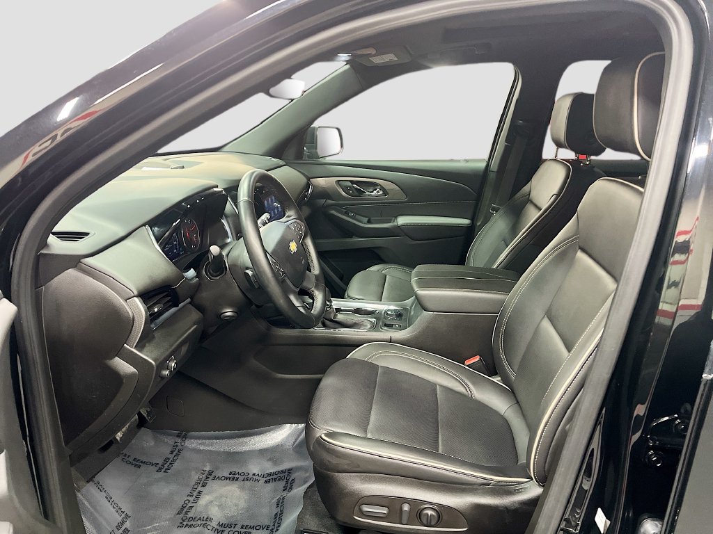 Used 2023 Chevrolet Traverse Premier w/ LPO, Floor Liner Package AWD/4WD image 22