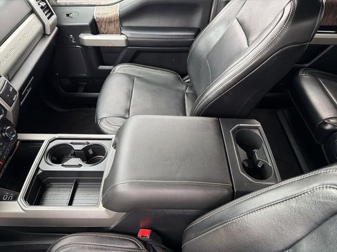 Used 2019 Ford F350 Lariat w/ Lariat Ultimate Package image 54