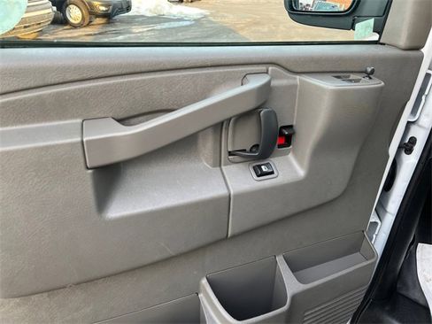 Used 2024 Chevrolet Express 2500 w/ Driver Convenience Package image 17