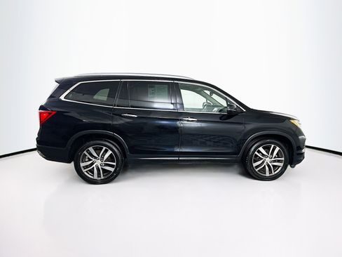 Used 2017 Honda Pilot Elite image 10