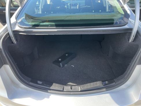 Used 2019 Ford Fusion SE image 25