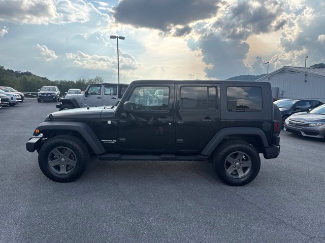 Used 2010 Jeep Wrangler Unlimited Sport AWD/4WD image 5