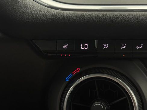 Used 2020 Chevrolet Blazer LT image 5