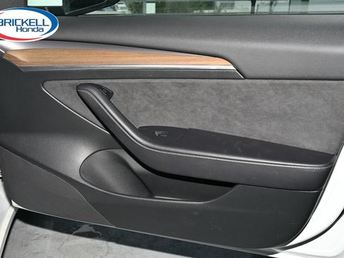 Used 2023 Tesla Model 3 Standard Range RWD image 17