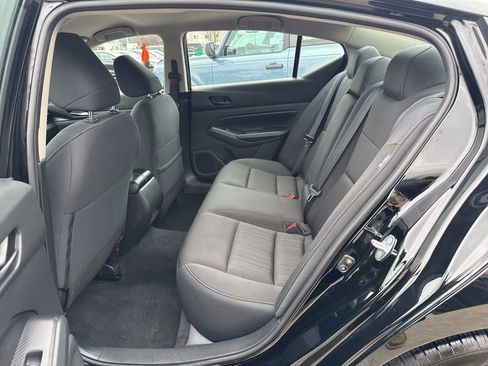 Used 2024 Nissan Altima 2.5 SV image 50