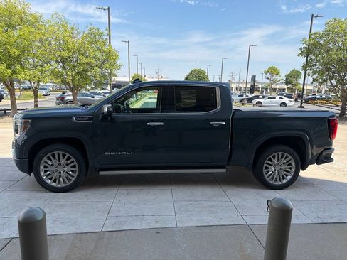 Used 2019 GMC Sierra 1500 Denali w/ Denali Ultimate Package AWD/4WD image 3