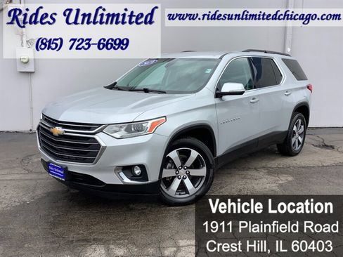 Used 2019 Chevrolet Traverse LT w/ LT Premium Package AWD/4WD image 2