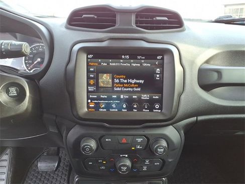 Used 2021 Jeep Renegade Trailhawk image 21