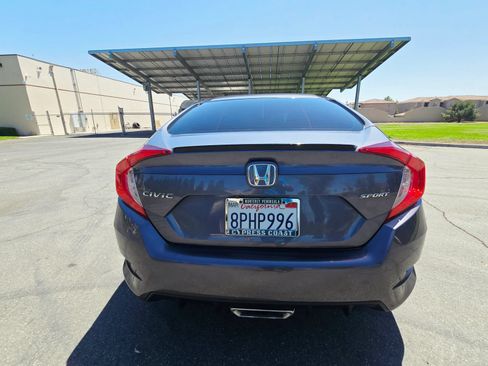 Used 2020 Honda Civic Sport image 7