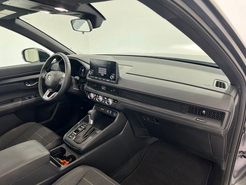 Used 2025 Honda CR-V Sport image 24