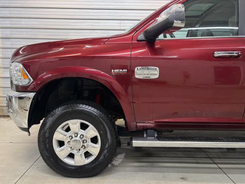 Used 2018 RAM 2500 Longhorn w/ Longhorn Southfork Package AWD/4WD image 4