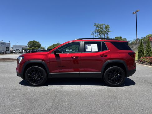 Used 2026 GMC Terrain Elevation w/ Elevation Premium Package FWD image 7