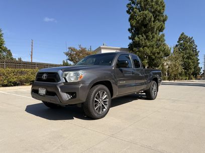 Used 2012 Toyota Tacoma 2WD Access Cab w/ SR5 Pkg