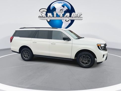 New 2025 Ford Expedition Max Active image 2