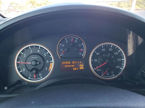 Used 2013 Nissan Titan SV w/ SV Value Truck Pkg image 16