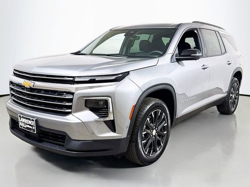 New 2026 Chevrolet Traverse LT w/ Enhanced Driving Package FWD image 1