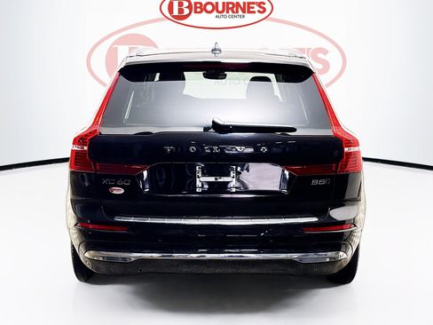 Used 2023 Volvo XC60 B5 Plus AWD/4WD image 10