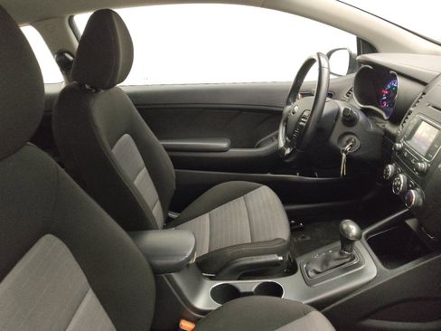 Used 2016 Kia Forte Koup EX image 21