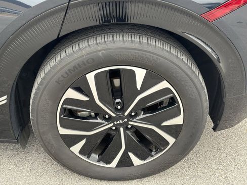 Used 2023 Kia EV6 Wind image 5