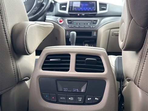 Used 2016 Honda Pilot EX-L image 17