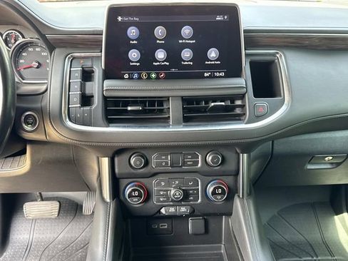 Used 2021 Chevrolet Suburban LS RWD image 30