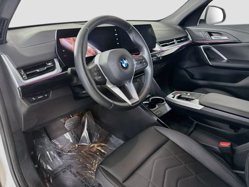 Used 2026 BMW X2 xDrive28i AWD/4WD image 23