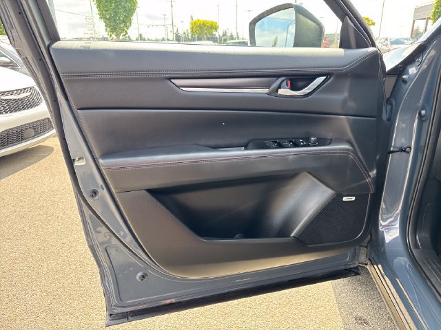 Used 2025 MAZDA CX-5 Carbon Edition AWD/4WD image 16