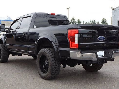 Used 2019 Ford F350 Lariat w/ Lariat Ultimate Package AWD/4WD image 3