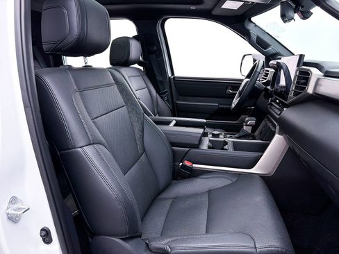 Used 2025 Toyota Tundra Limited image 38