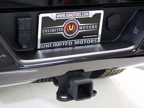 Used 2024 GMC Sierra 2500 Denali Ultimate image 14