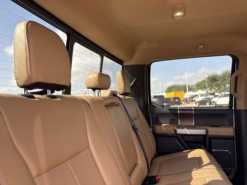 Used 2022 Ford F250 Lariat w/ Chrome Package AWD/4WD image 16