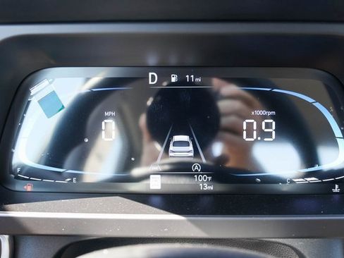 New 2026 Hyundai Elantra SE image 21