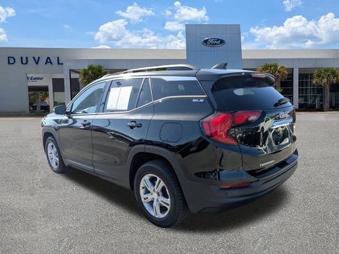 Used 2019 GMC Terrain SLE w/ Driver Convenience Package image 6