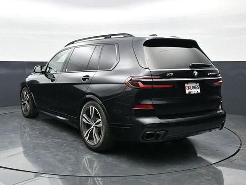 Used 2023 BMW X7 M60i AWD/4WD image 5