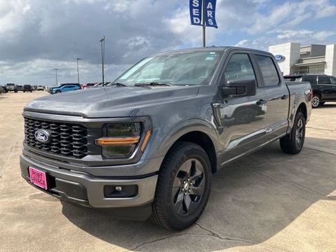 Used 2025 Ford F150 STX w/ Equipment Group 200A RWD image 3