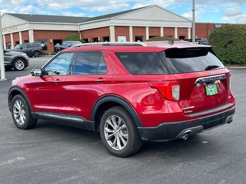 Used 2022 Ford Explorer Limited w/ Equipment Group 301A image 9