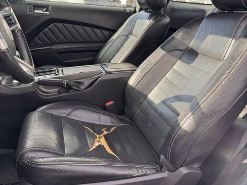 Used 2012 Ford Mustang Premium image 9
