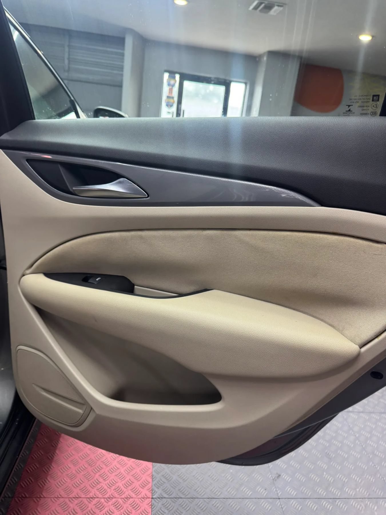 Used 2018 Buick Regal Preferred w/ Sights and Sounds Package FWD image 24