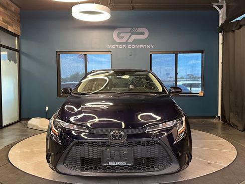 Used 2020 Toyota Corolla LE w/ LE Premium Package FWD image 8