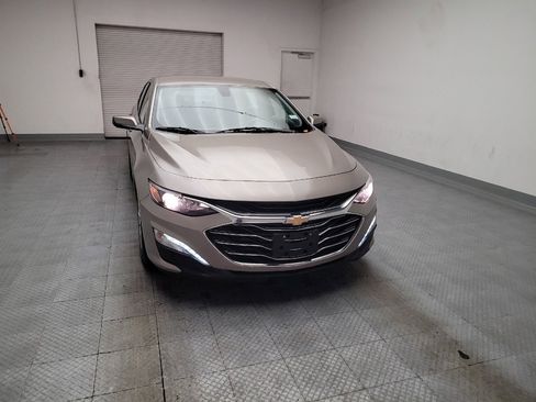 Used 2022 Chevrolet Malibu LT FWD image 14
